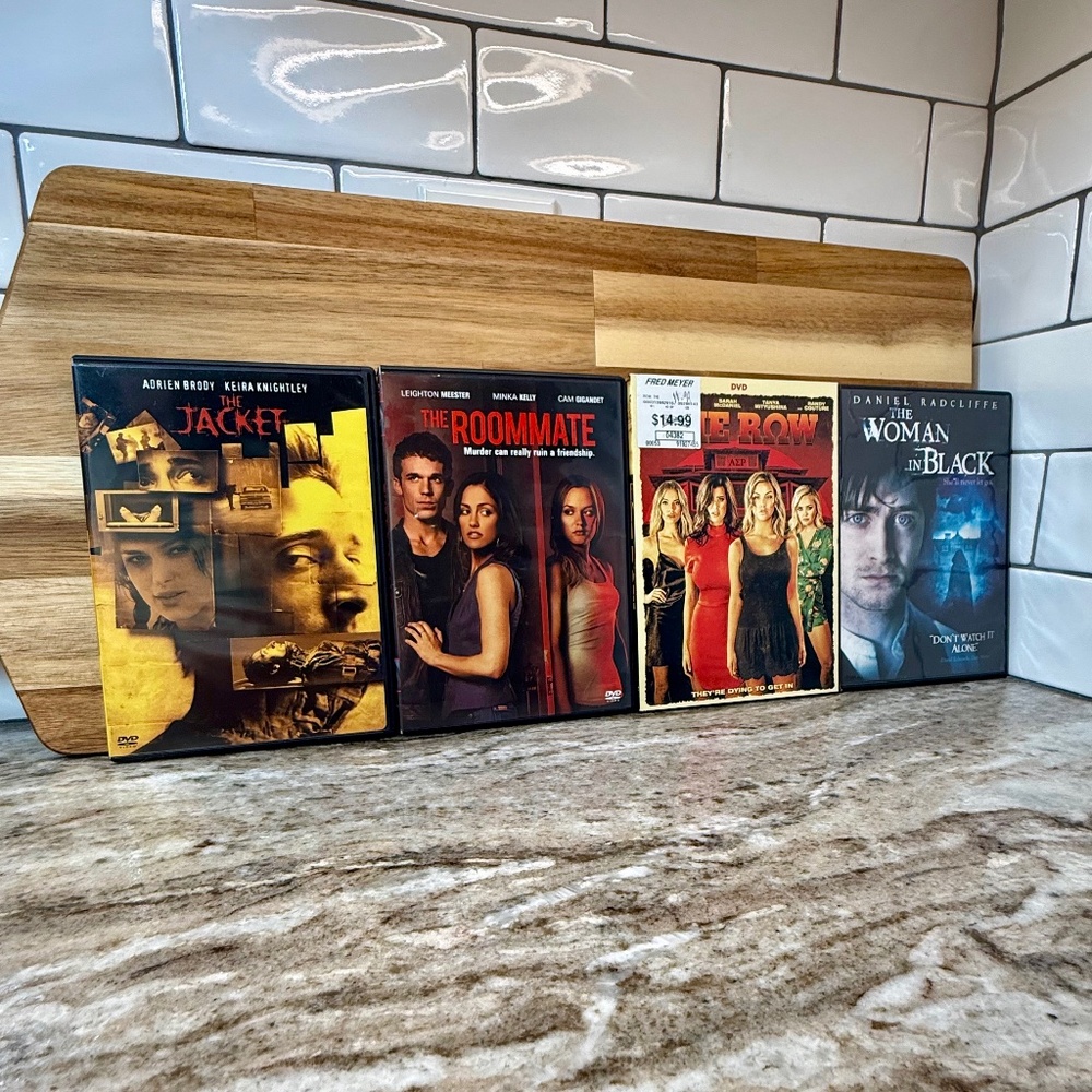 Thriller 4DVD Bundle The Jacket + The Roommate + The Row + The Woman in Black 🔪